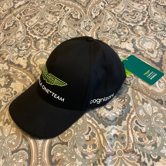 NWT Aston Martin F1 By BOSS Aramco Cognizant official Team Cap - Picture 7 of 12